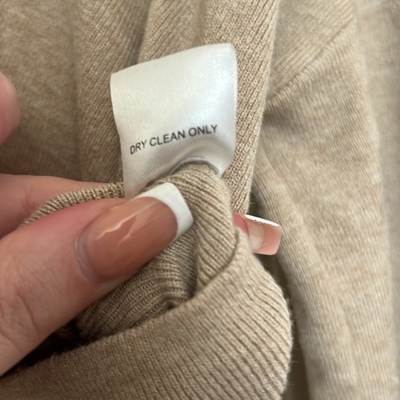 Cropped Bell Sleeve Cardigan - Picture 5 of 7